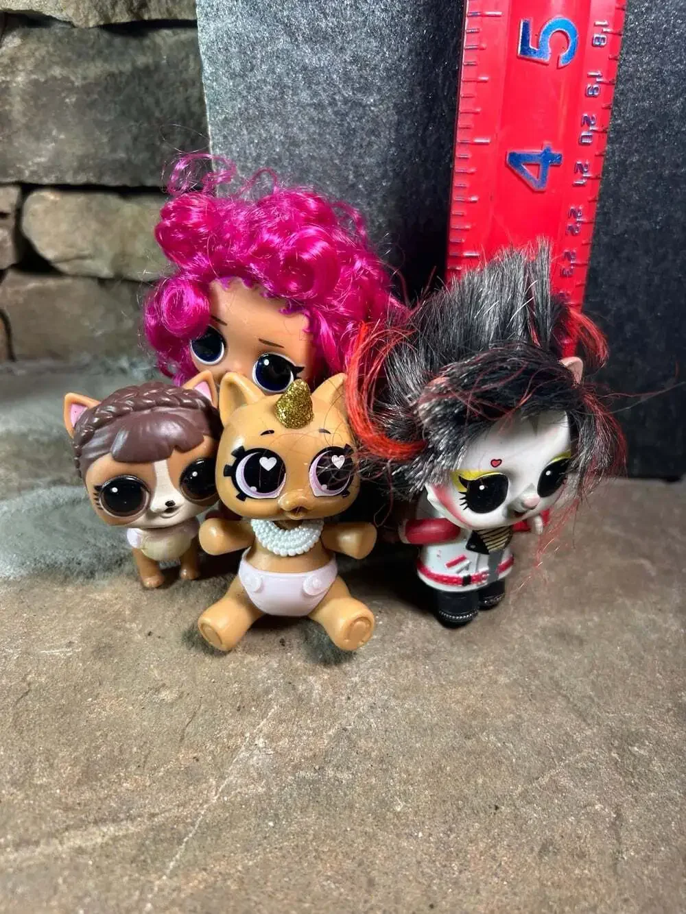 MGA LOL Surprise Lot of 4 pink hair 2 cats